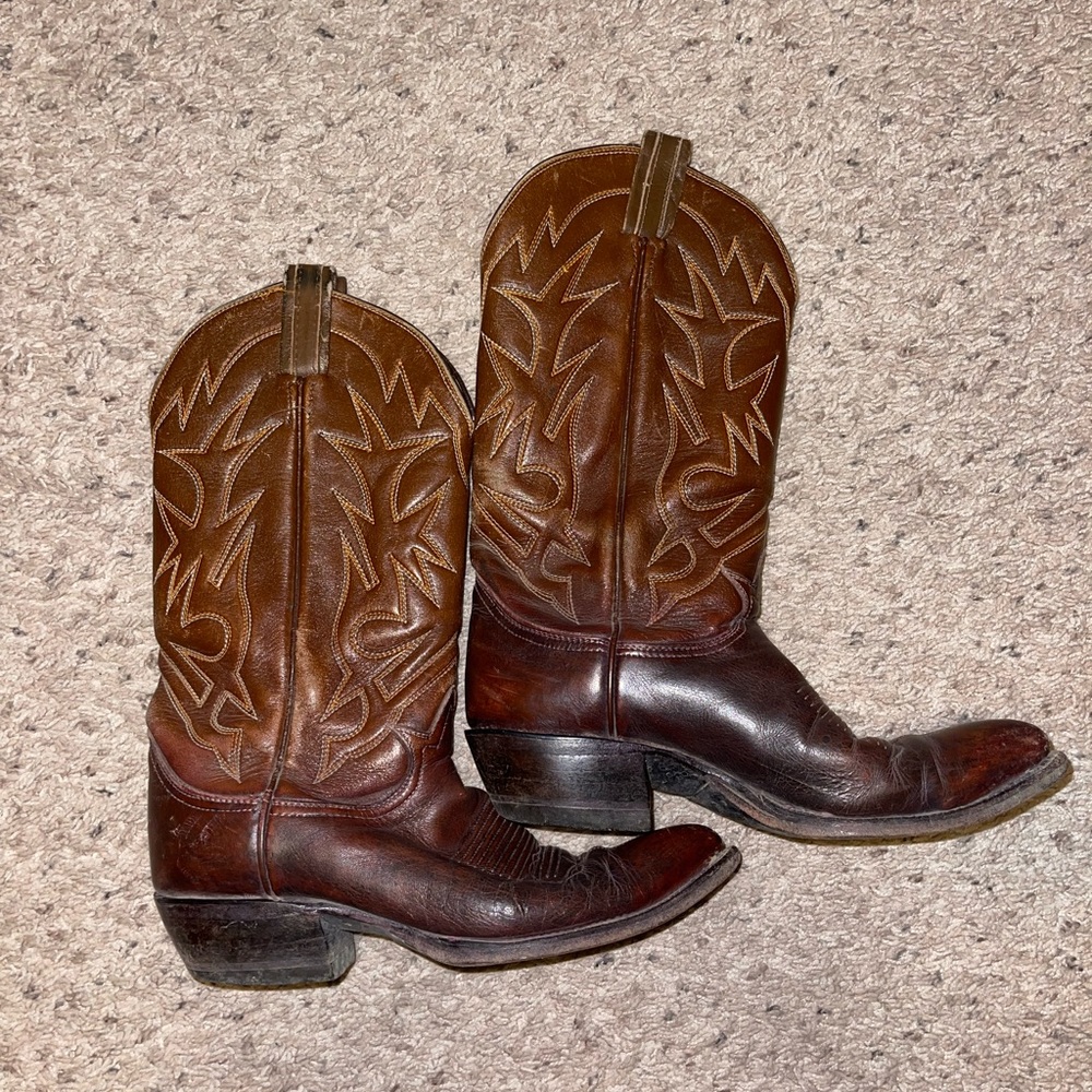Tony Lama Cowboy Boots sz 7